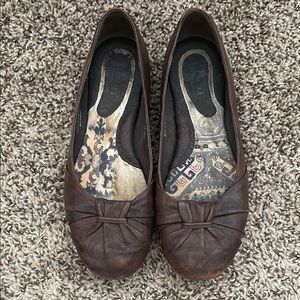 Born Dark Brown Leather Women's Flats